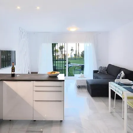 Apartment Lovely Frontline